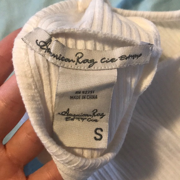 Off white shirt - Picture 3 of 3